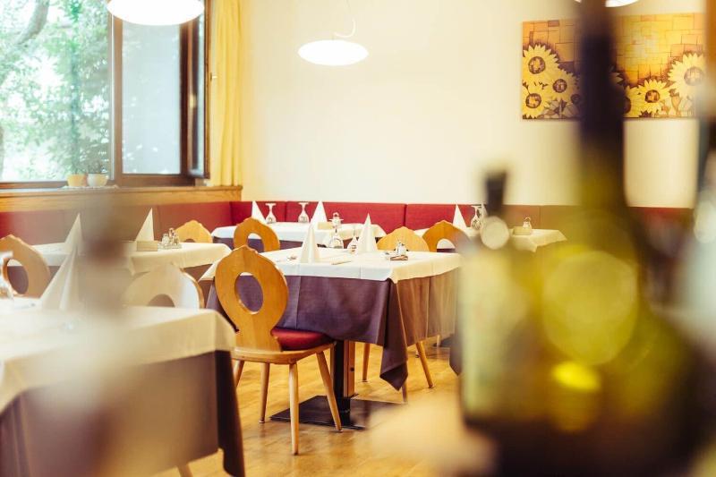 Bio Hotel Kaufmann Ora / Auer Bagian luar foto
