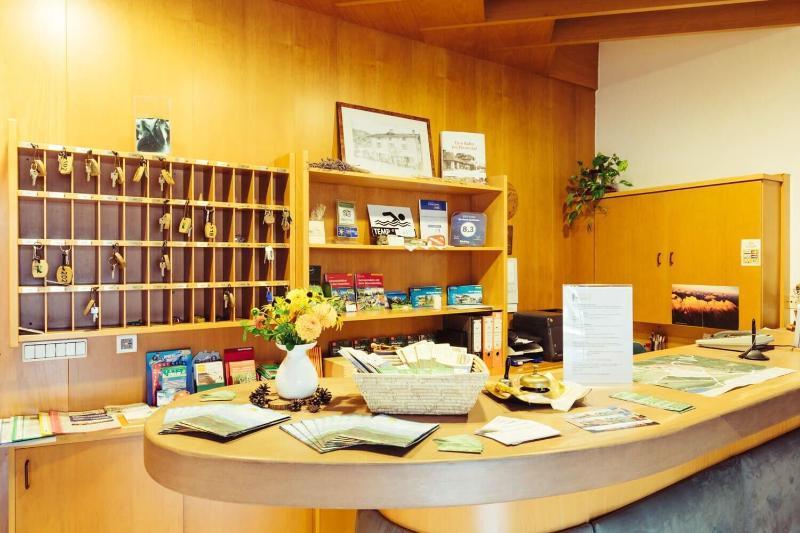 Bio Hotel Kaufmann Ora / Auer Bagian luar foto