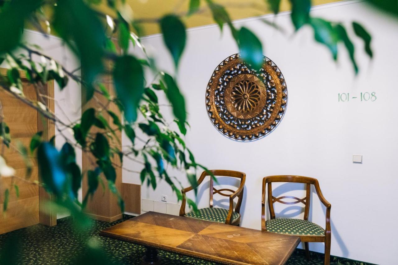 Bio Hotel Kaufmann Ora / Auer Bagian luar foto