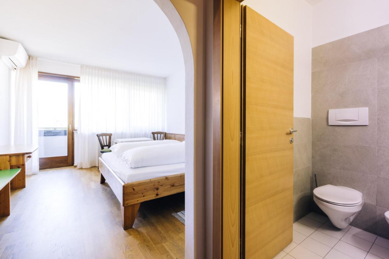 Bio Hotel Kaufmann Ora / Auer Bagian luar foto