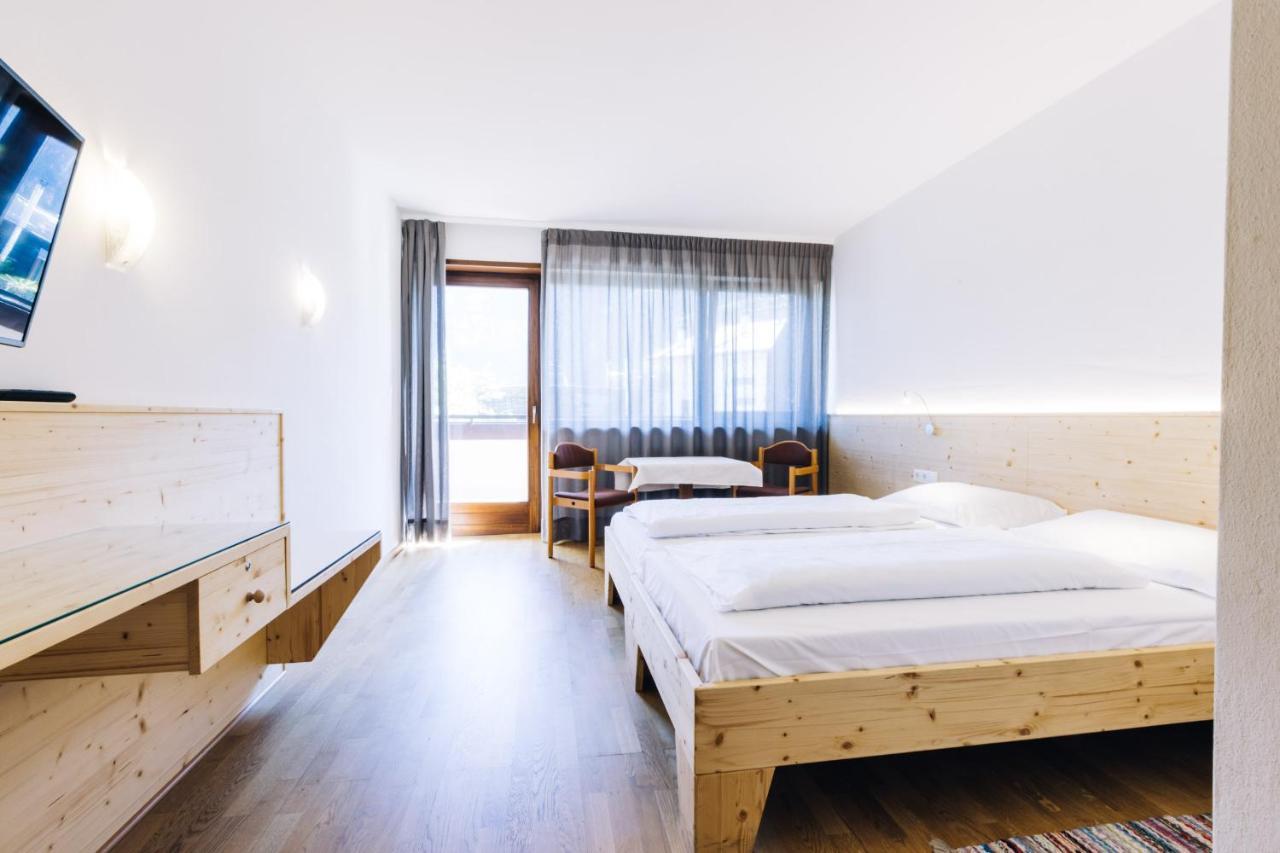 Bio Hotel Kaufmann Ora / Auer Bagian luar foto